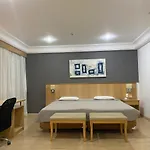 Lindo Flat Proximo A Praia 25041